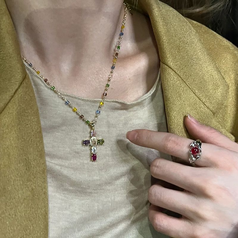 Colorful Zircon Cross Layered Wear Niche Versatile Ins Necklace Collarbone Chain Light Luxury High-end Sense Jewelry For_voghion.com