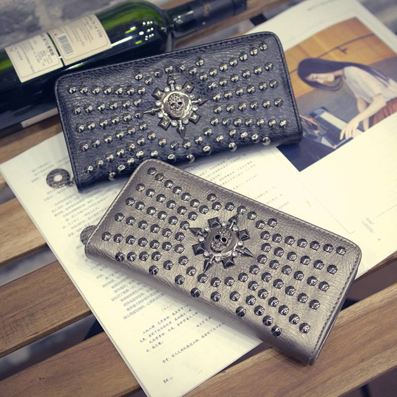 Punk Rivet Skull Long Women's Wallet Large Capacity Zero Wallet Multi Card Handheld Bag Wallet_voghion.com