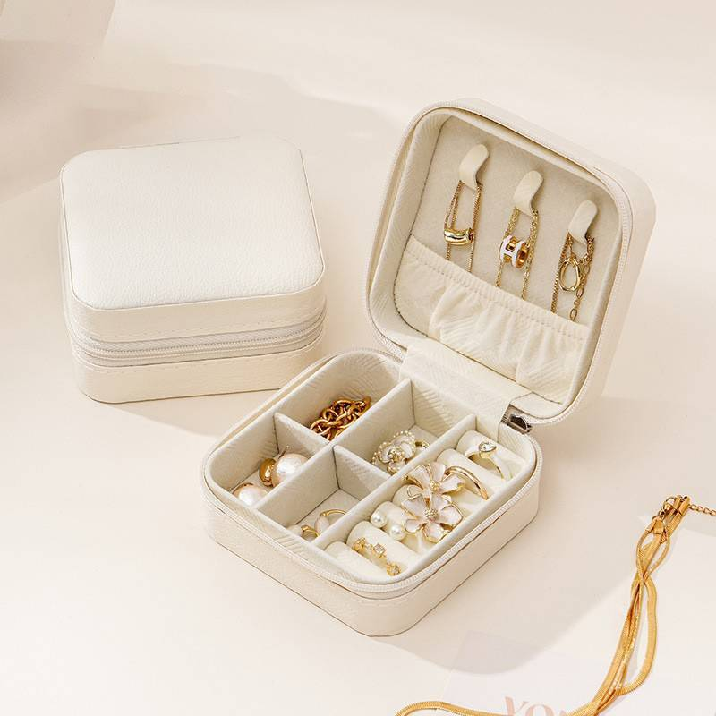 Schmuckschatulle für die Familie, tragbar, kleine Aufbewahrungsbox für Halsketten, Ringe und Ohrringe, für unterwegs, niedlicher Schmuck_voghion.com