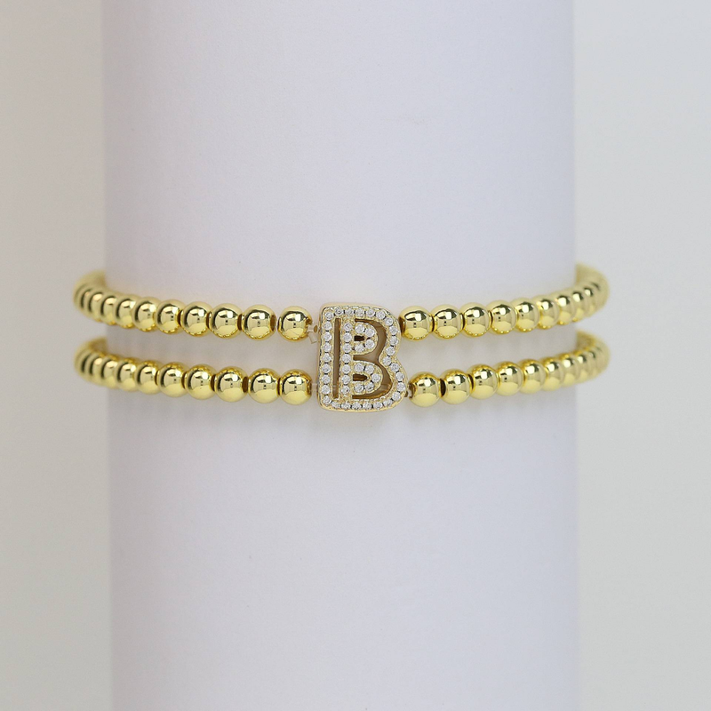 Pulseira elástica com contas de alfabeto em latão banhado a ouro 18K, joias femininas, pingente inicial estiloso, corda elástica com 26 letras, corda elástica com contas_voghion.com