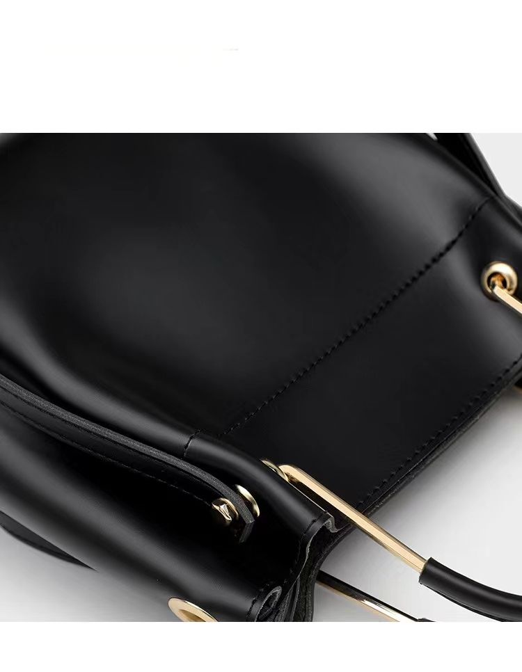 2023 Borsa di marca di nuova moda Borsa da donna a secchiello di grande capacità Borsa da donna Versione coreana Borsa a tracolla monospalla semplice e versatile_voghion.com