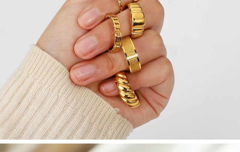 Gorące wyprzedaże Croissant Chunky Rings dla kobiet Kolor Złoty Pozłacany Szeroki Błyszczący Pierścień Ze Stali Nierdzewnej Nieregularna Muszla Biżuteria Do Układania_voghion.com