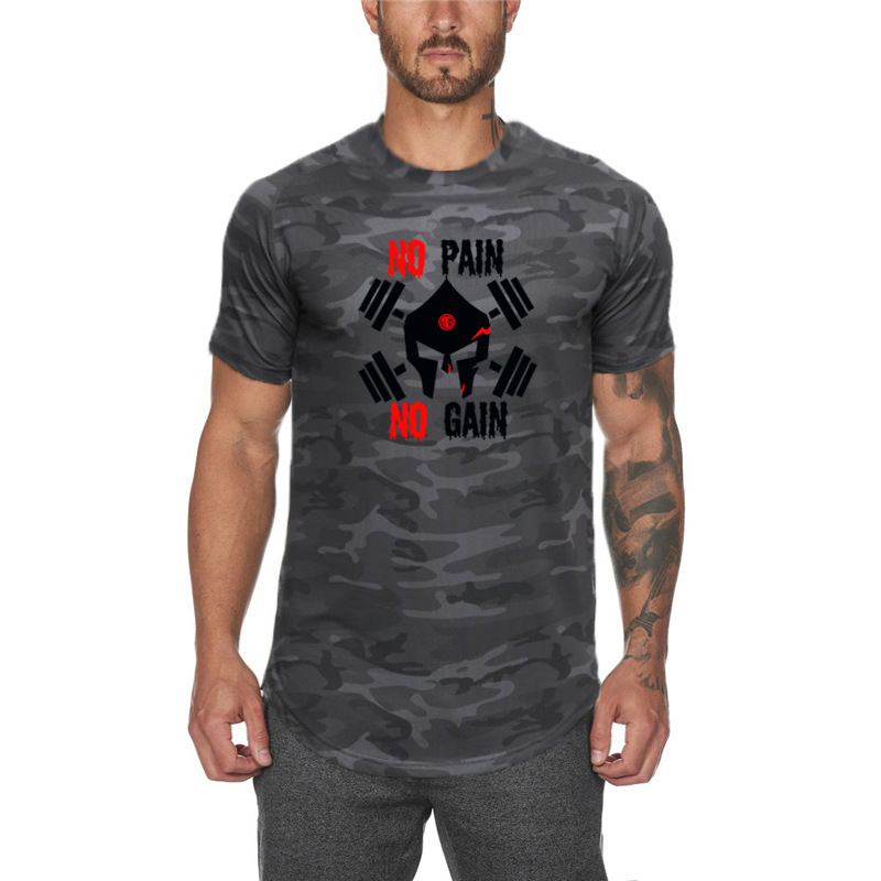 Férfi gyorsan száradó, terepszínű sportpóló, body_voghion.com