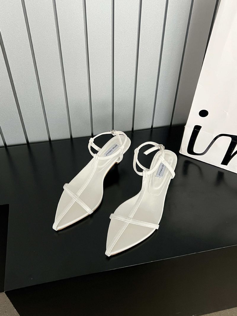 Itin universalūs korėjietiškos versijos smailūs ploni sandalai su tiesiomis plonomis linijomis ir žemu kulnu su 3 cm sagtimi Romano dirželiu_voghion.com