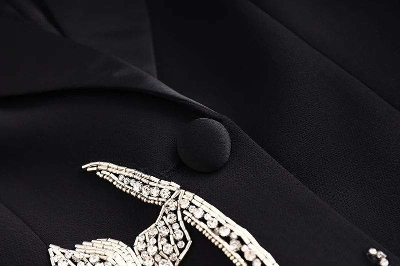 Abito da donna con colletto in raso e cintura pronto in magazzino_voghion.com