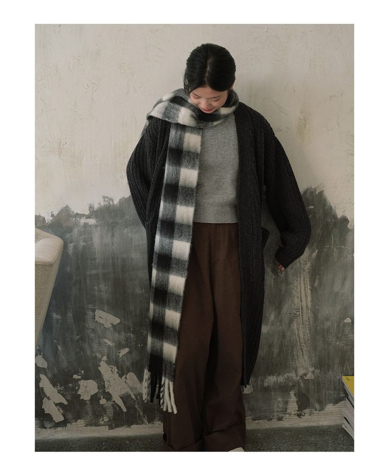 Sciarpa classica a quadri in misto lana di alpaca per donna 2025, nuova sciarpa calda con nappe e motivo scozzese morbido e atmosferico, alla moda e versatile_voghion.com