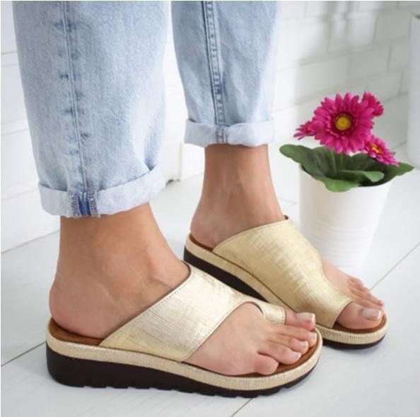 Große Sandalen für Damen mit Keilabsatz und dicker Zehenpartie auf Lager_voghion.com