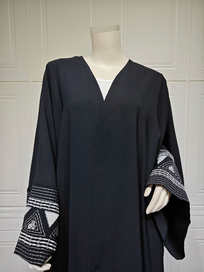 Damenbekleidung Arabische Stickerei bestickte Robe Mode tragen Abaya Robe_voghion.com