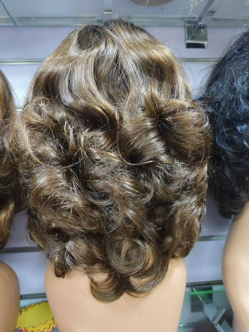 18A Super Double Drawn 5x5 Clousure Lace Wigs Loose Body 100% Human Hair Wigs Bouncy Blonde Light Loose Wave Glueless 5x5 Closure Lace Wig_voghion.com