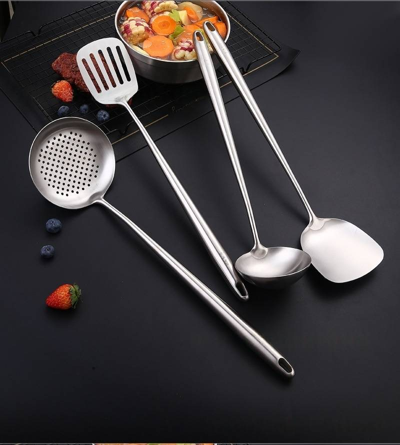 304 Stainless Steel 4-Piece Kitchen Utensil Set – Slotted Spoon, Soup Ladle, Spatula & Turner (Non-Slip Grip, High-Temperature Resistant)_voghion.com