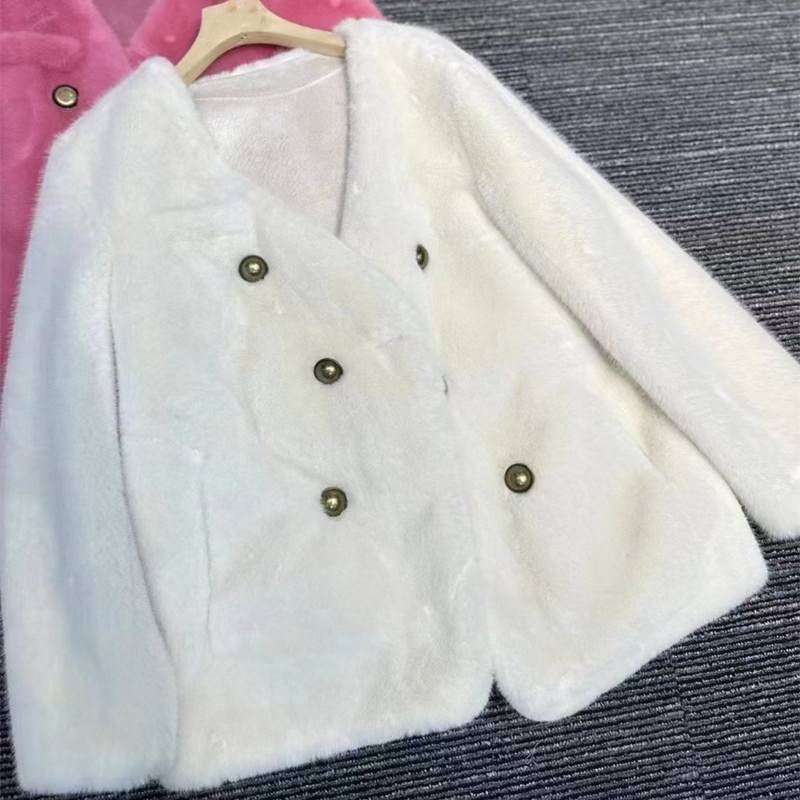 Damenbekleidung Dicker Plüschmantel Damen Kurzer Nerzpelzmantel mit Kupferknopf_voghion.com