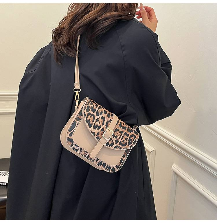 Cross-border Fashion Leopard-print Contrast Small Square Bag 2025 Spring New Shoulder Bag High-grade Messenger Bag_voghion.com