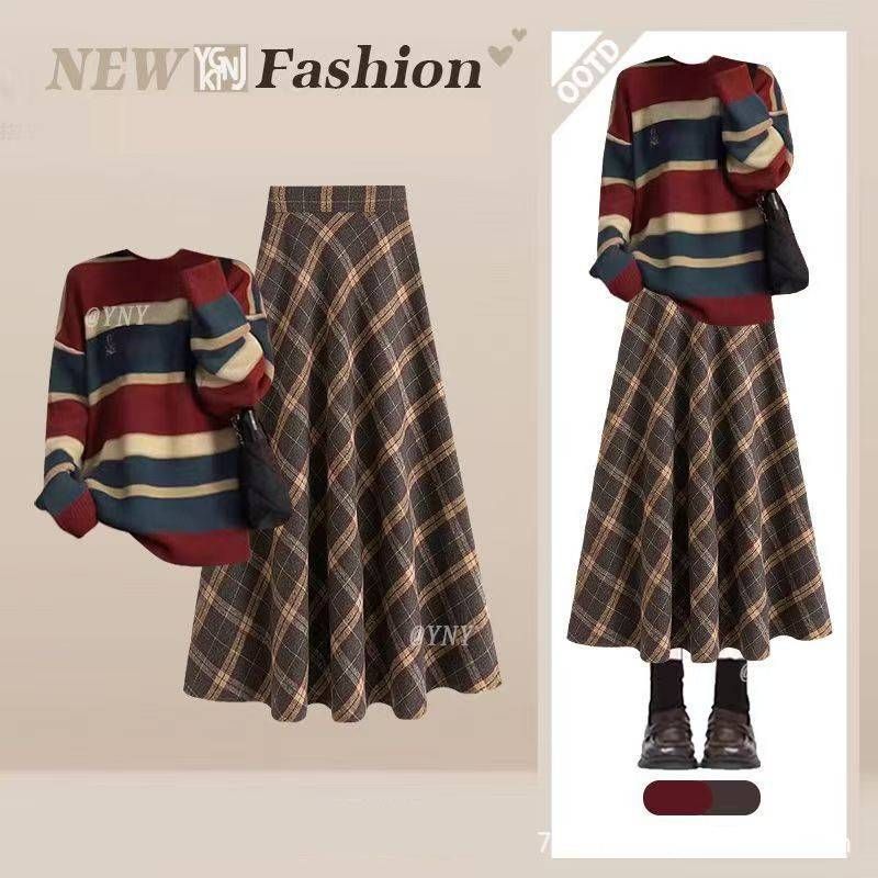 Tenue grande taille automne-hiver style preppy pour femme, pull rayé tendance et amincissant, jupe à carreaux taille haute, ensemble deux pièces_voghion.com