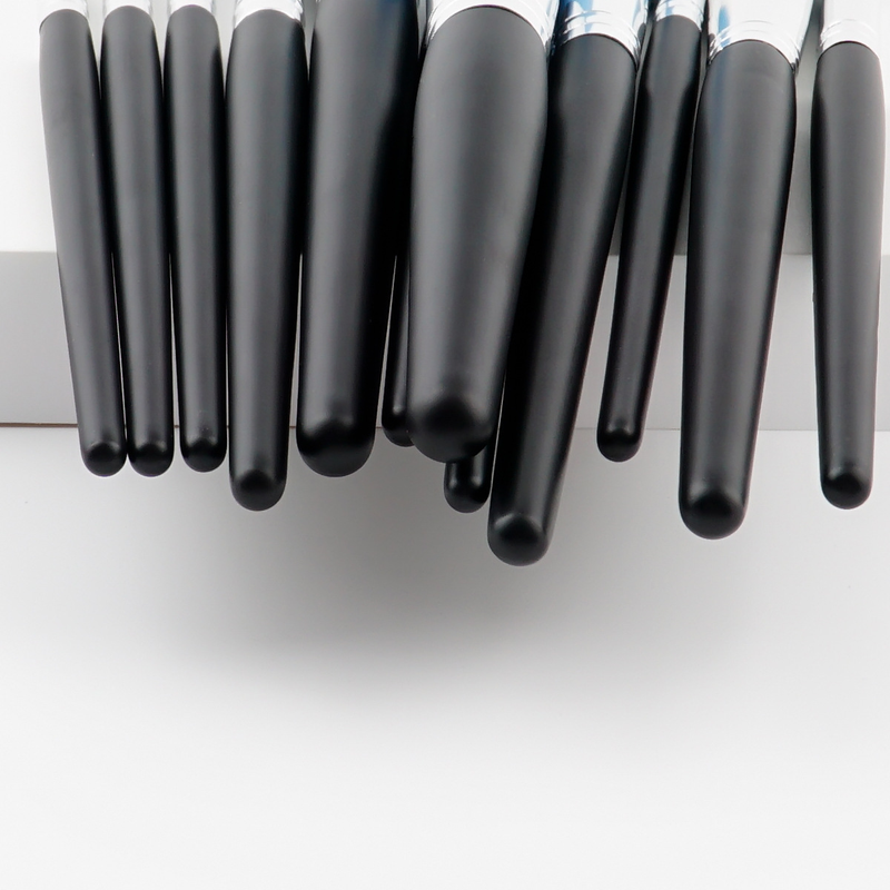12 pennelli per trucco set strumenti di bellezza pennello per cipria in polvere blu e bianco picco bianco pennello per fondotinta commercio estero transfrontaliero GUJHUI_voghion.com