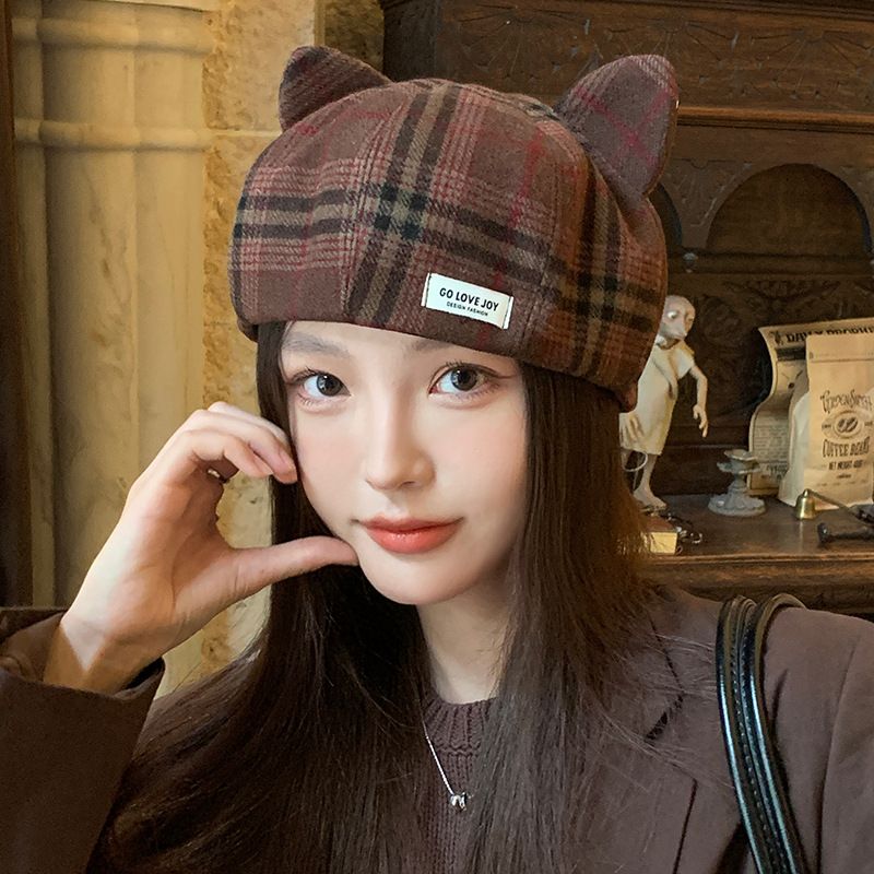 Dolce e carino berretto con orecchie di gatto in stile coreano, casual, versatile, antivento, ottagonale, moda autunno inverno, cappello caldo per le donne_voghion.com