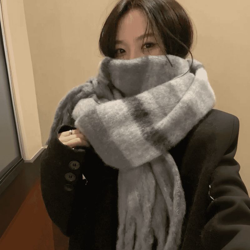 Nuova sciarpa scozzese spazzolata per le donne in inverno, di alta qualità e versatile, adatta per coppie di studenti, versione coreana, sciarpa spessa per gli uomini_voghion.com