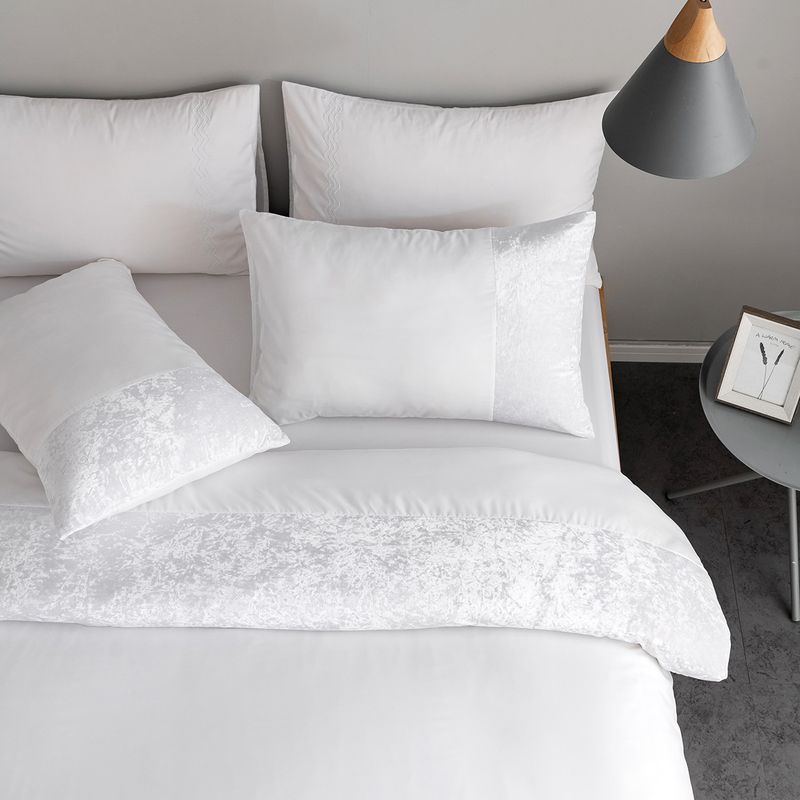 Ropa de cama minimalista moderna de lujo: juego de patchwork de terciopelo blanco para camas individuales estadounidenses_voghion.com
