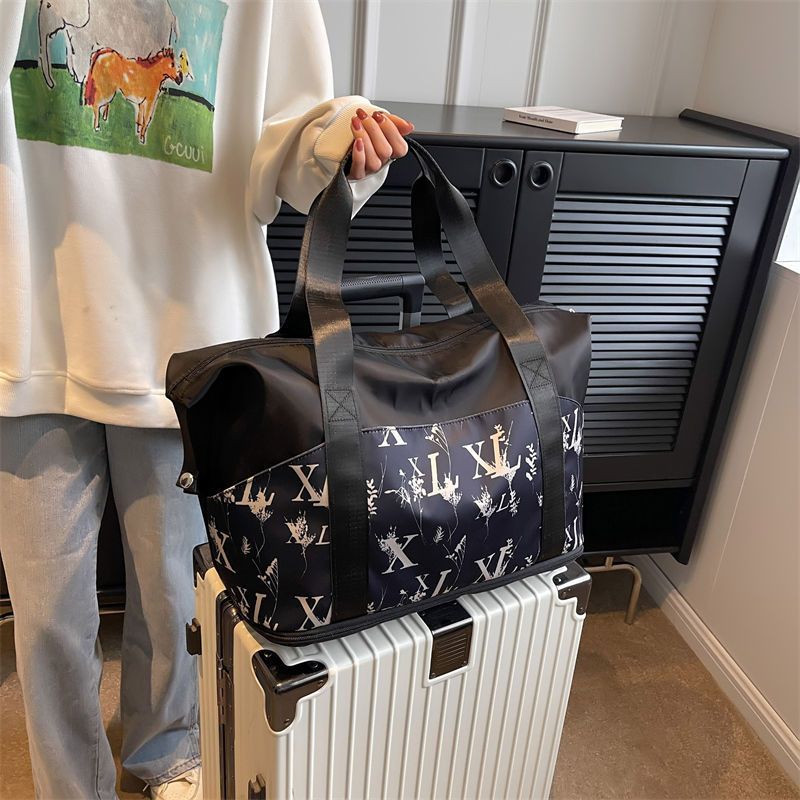 Valigia telescopica leggera e di grande capacità per viaggi brevi, borsa per mamma e bambino, borsone_voghion.com