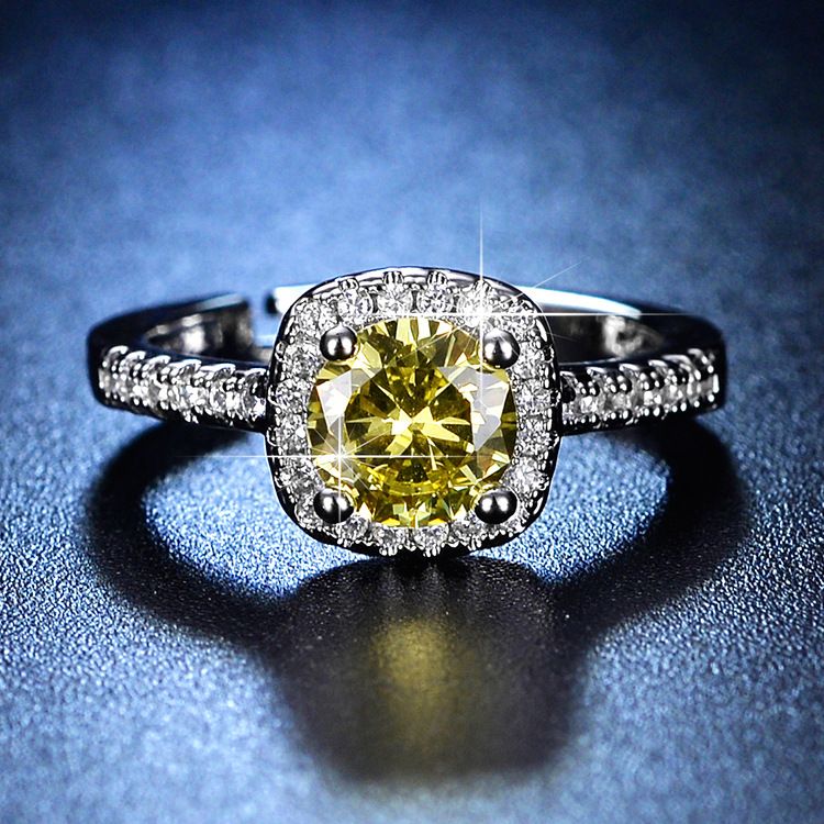 Live streaming light luxury design fashionable diamond inlaid moissanite one carat open zircon ring for women_voghion.com