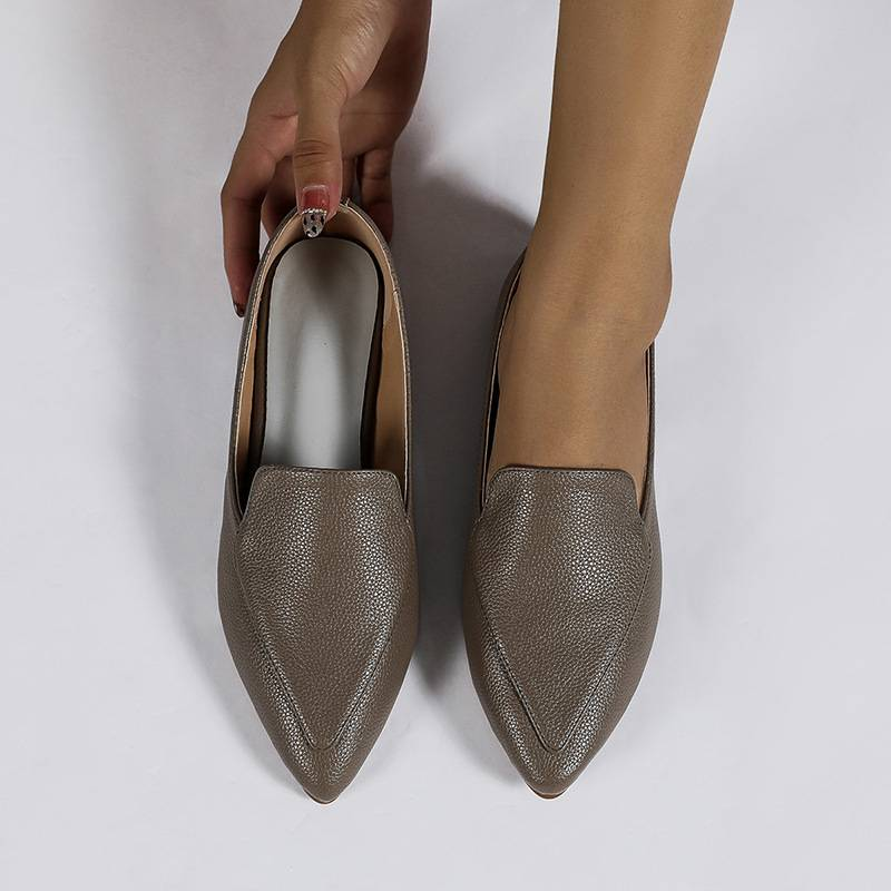 Damenschuhe Vielseitige weiche Lederschuhe Einfaches Spleißen Bequeme spitze Zehenpartie Flache Unterseite Faule einbeinige Loafer_voghion.com