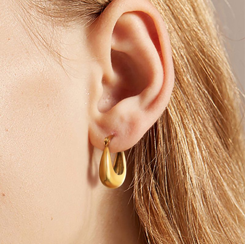 Set di gioielli da donna, orecchini semplici alla moda, placcati in rame, vero oro, orecchini geometrici tridimensionali lisci di vendita calda_voghion.com