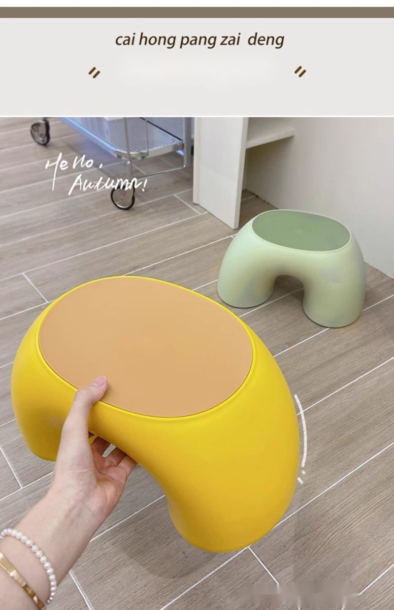 Niedlicher kleiner Heimgebrauch, niedrig für Schlafsäle, verdickter und stabiler Kunststoff, Kinder-Baby-Fußhocker, Wohnzimmerkaffee_voghion.com