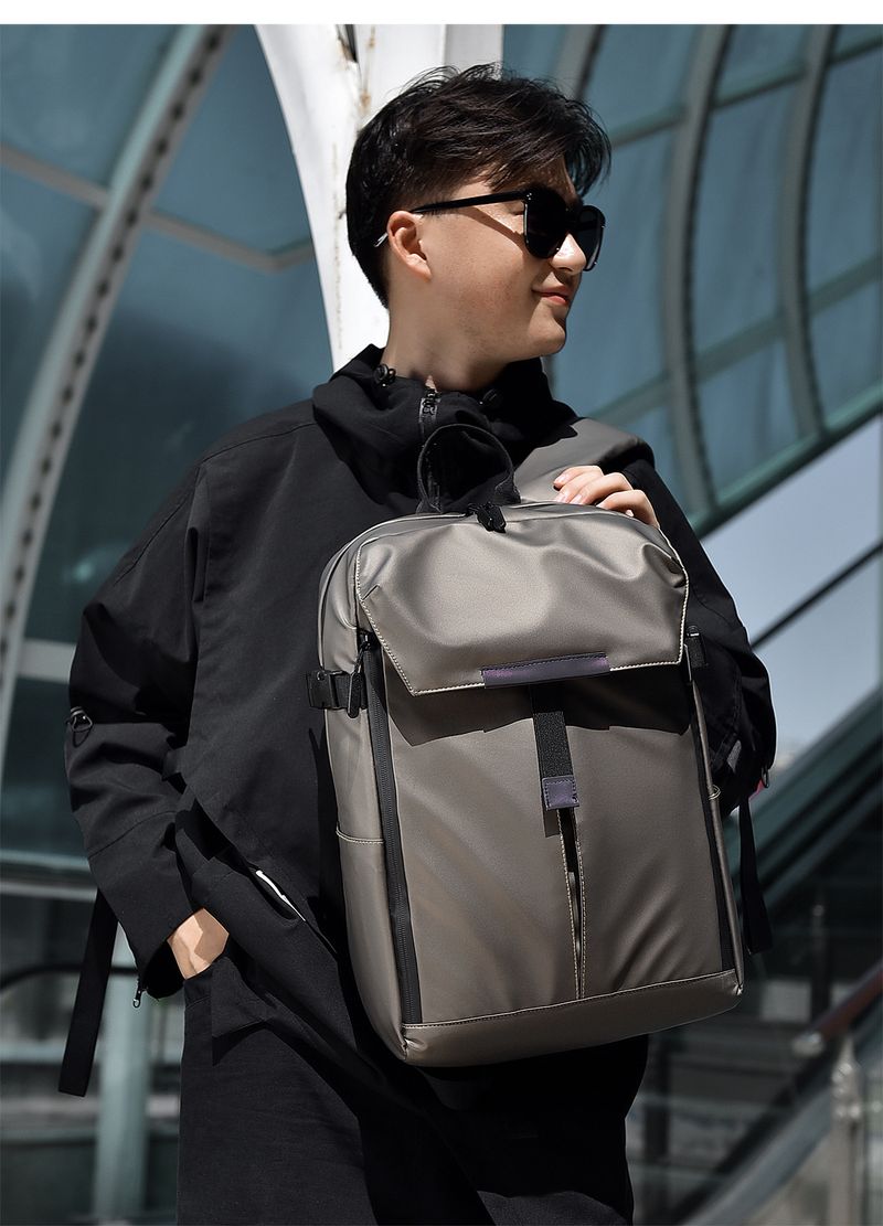 Minimalist new sports and leisure backpack for men, large capacity waterproof backpack, multifunctional computer backpack_voghion.com