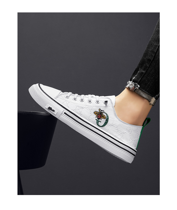 Canvas Schong Männer Summer Casual Sneakers Atmungsaktiv Hohl Wäiss Schong 2022 nei All-Match trendy Low-Top Stoffschong_voghion.com