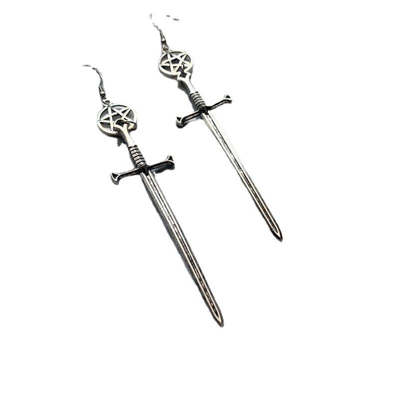 Pendientes vintage de plata con forma de espada larga y pentagrama de luna, pendientes con gancho_voghion.com