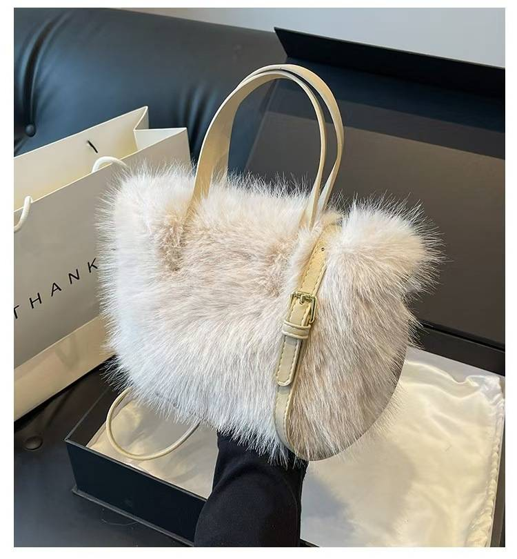 Women's Bags Autumn And Winter Imitation Fox Fur Fashionable Hand Held Evening Bag Temperament Plush Bag Shoulder Crossbody Women's Bag_voghion.com
