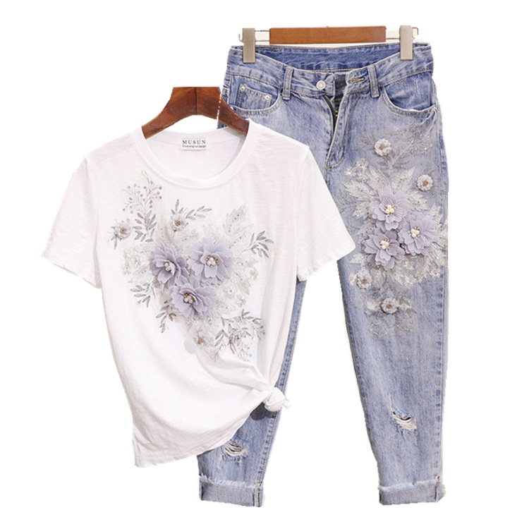 Women's Clothing Beaded Embroidery Three-dimensional Flower Short Sleeve T-shirt Ripped Denim Jeans_voghion.com