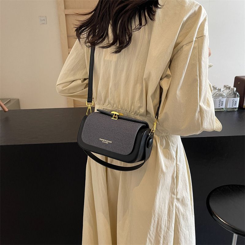 Hochwertige Luxusbox für Damen 2024, neue Nischenmode-Handtasche, kleine quadratische Umhängetasche mit einer Schulter_voghion.com