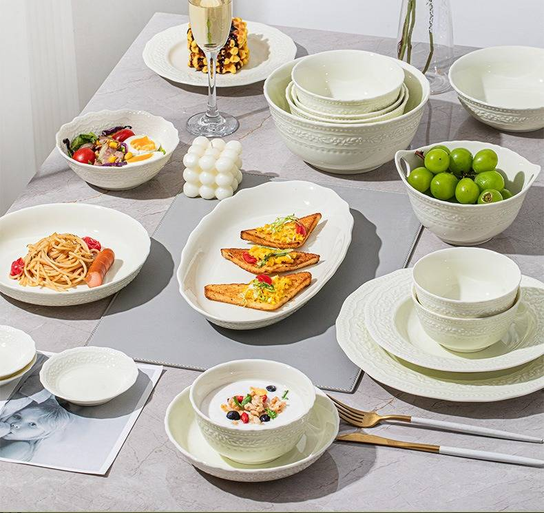 Modern Wave Green Ceramic Dinnerware Set - 4 To 12.5 Inch Plates, Bowls & Serving Dishes For Restaurant & Home Use_voghion.com