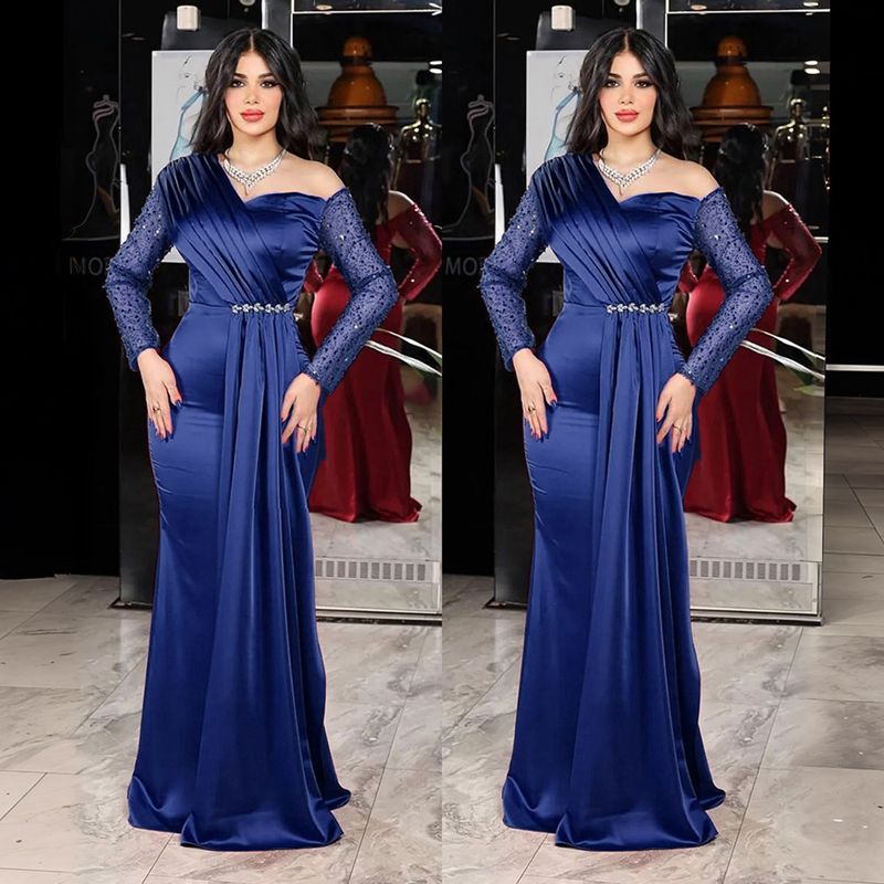 Abito da sera da damigella d'onore elegante con pieghe in pizzo e scollo a V sottile, da donna_voghion.com