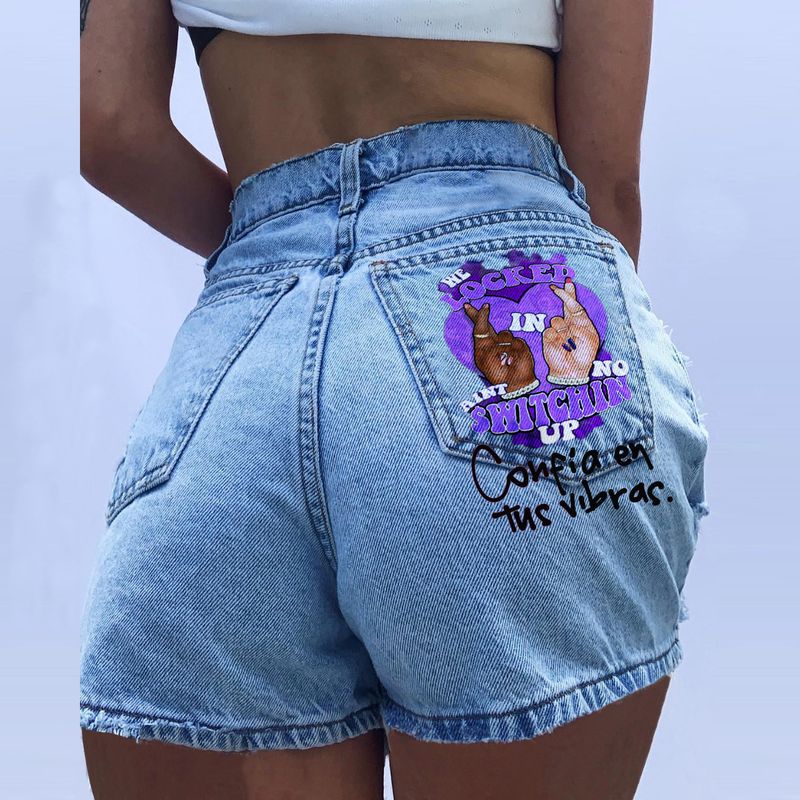 Jeansshorts in Hotpants mit mehreren Taschen Cowboy_voghion.com