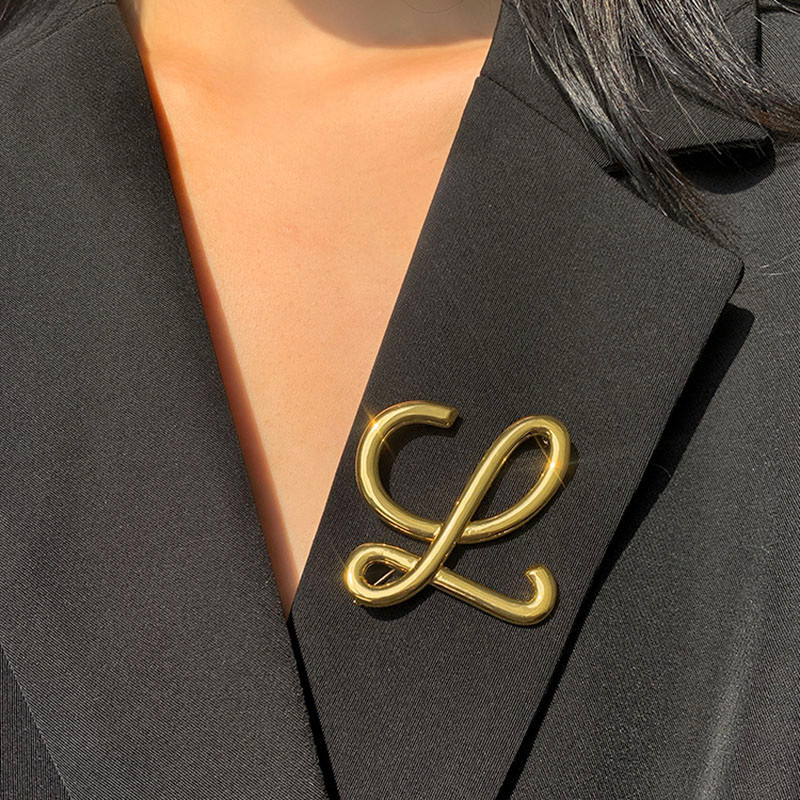 Broche Vintage en métal pour femmes, design haut de gamme, niche, tempérament, costume de luxe, accessoires de corsage_voghion.com