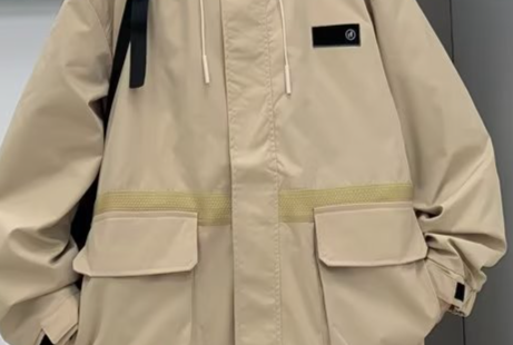 Wasserdichte Windjacke für Herren – Leichter Outdoor-Mantel mit Kapuze für Wandern & Streetwear (Schwarz/Beige)_voghion.com