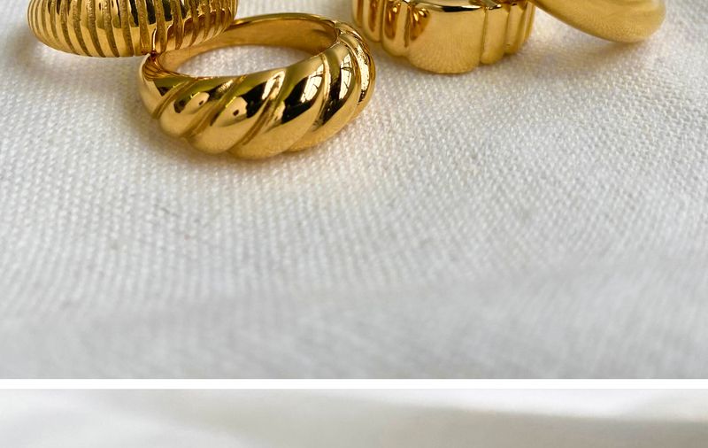 Gorące wyprzedaże Croissant Chunky Rings dla kobiet Kolor Złoty Pozłacany Szeroki Błyszczący Pierścień Ze Stali Nierdzewnej Nieregularna Muszla Biżuteria Do Układania_voghion.com