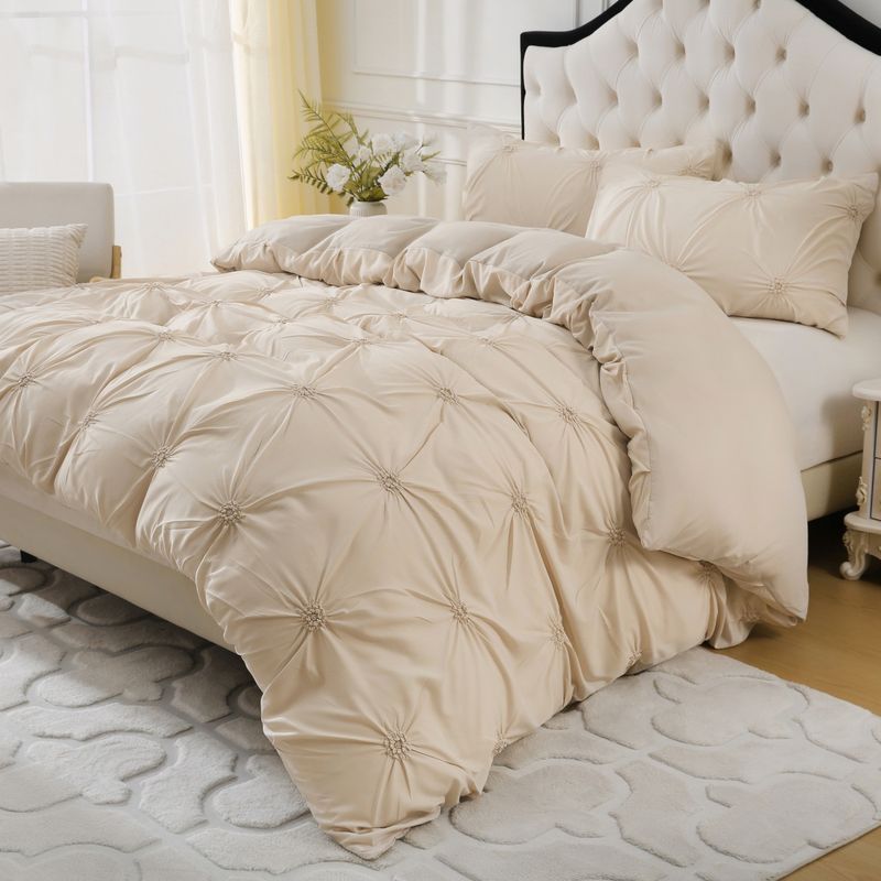 Embossed Floral Duvet Cover Set - Beige Pleated Textured Bedding 3-Piece With Pillowcases - Luxury Hotel Style Home Textile_voghion.com