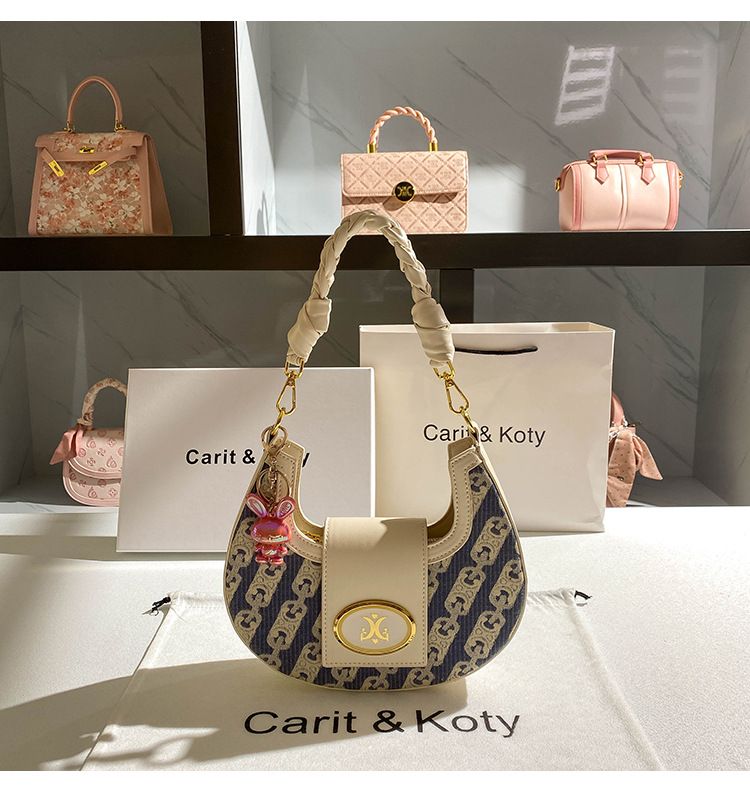 Women’s Bags One piece fashion versatile woven underarm bag niche fashion shoulder crescent bag_voghion.com