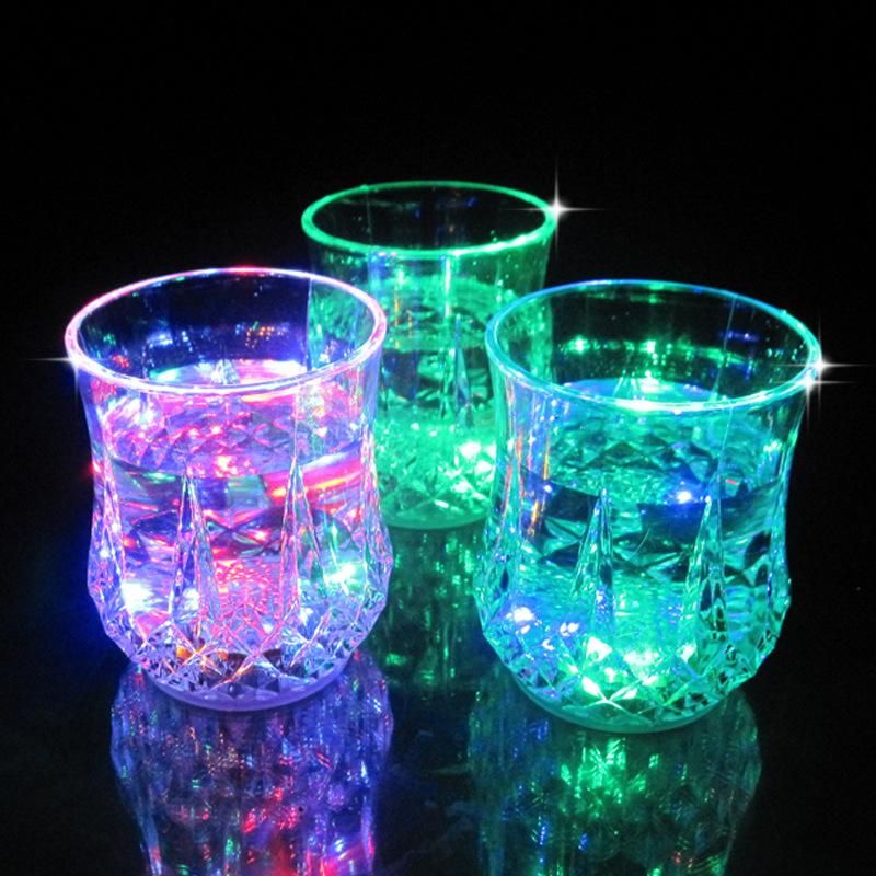 1PC Bunte LED Glowing Bier Tasse Induktion Blinkende Wein Glas Party Bar Trinken Tasse_voghion.com