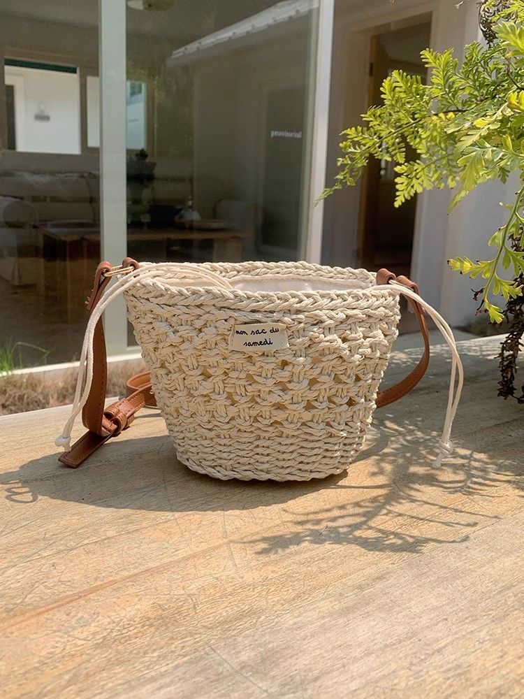 Niche til kvinders sommer nye afslappede feriestil græsvævet strand mini håndholdt skulder crossbody taske_voghion.com