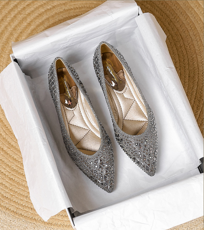 French pointed shallow mouth single shoes rhinestone thick heel flat floating temperament women's shoes_voghion.com