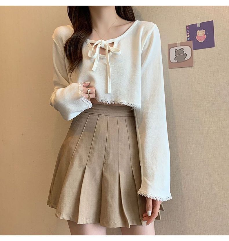 Elegant and lace V-neck long sleeved t-shirt for women, 2024 autumn new collection with strap design, niche slim fit top_voghion.com
