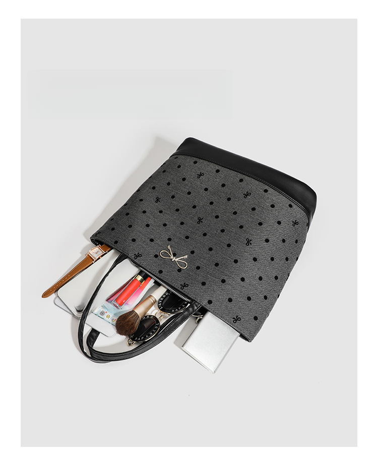 Commuter Large-capacity Student Handbag 2025 Spring And Summer New Polka Dots Bow Shoulder Backpack Niche Personality Shoulder Handbag Hundred And One_voghion.com