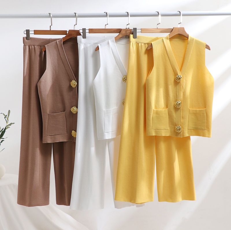 Women's Clothing Suit Gold Button V Neck Knitted Vest Casual Loose Trousers Knitted Two Piece Suit_voghion.com