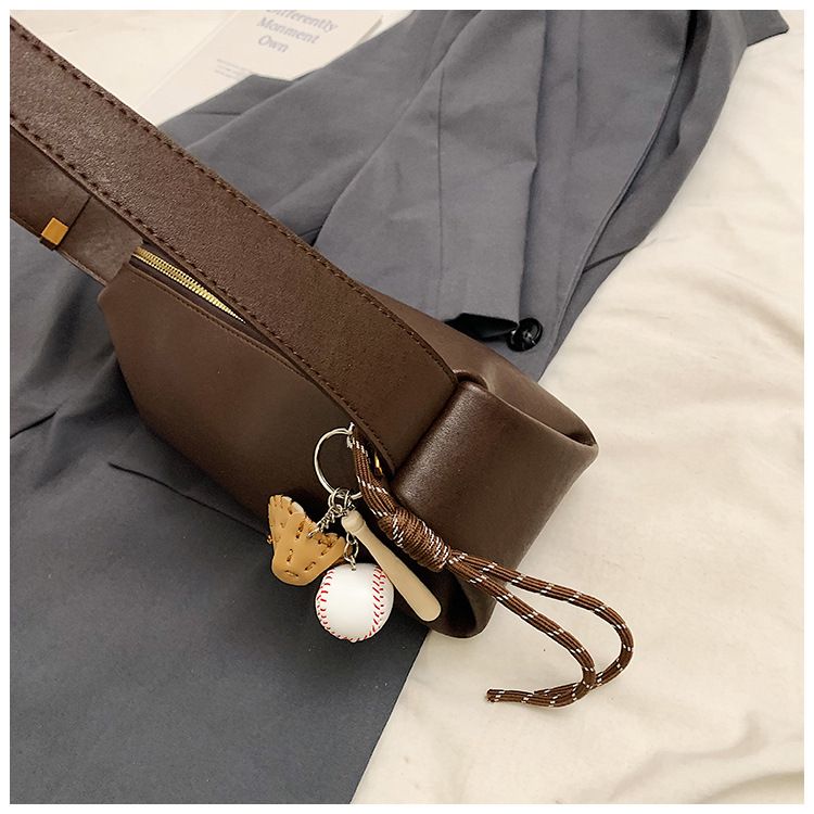 Small niche design pillow soft 2024 new autumn and winter wide strap armpit commuting exquisite single shoulder_voghion.com