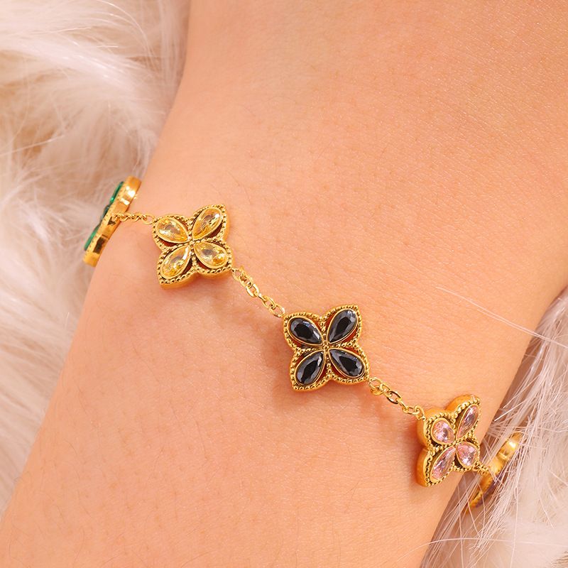 Diamantarmband Damenarmbänder Gold Titanstahlarmband Neue Mode Zirkon Glück für Frauen Hohe Version Nische Vierblättriges Kleeblattarmband Hell L_voghion.com