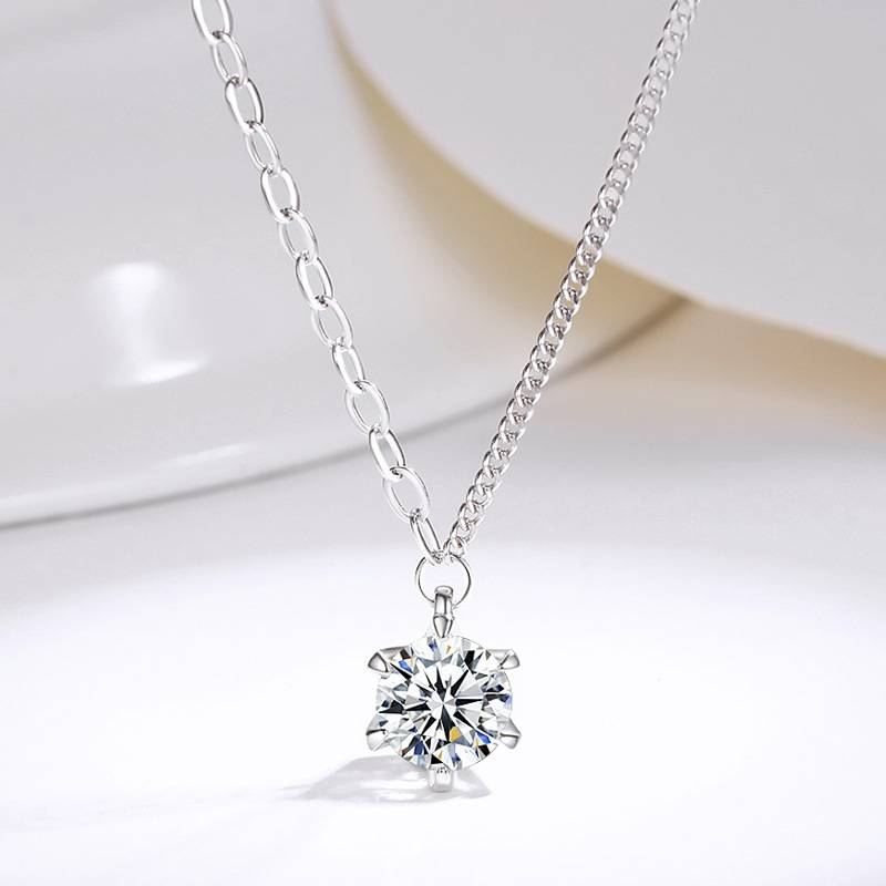 S925 Sterling Sëlwer T Sechs Klauen Moissanit Eenzel Diamant Halskette Liicht Luxus Moud Splicing Schléissebeenkette_voghion.com