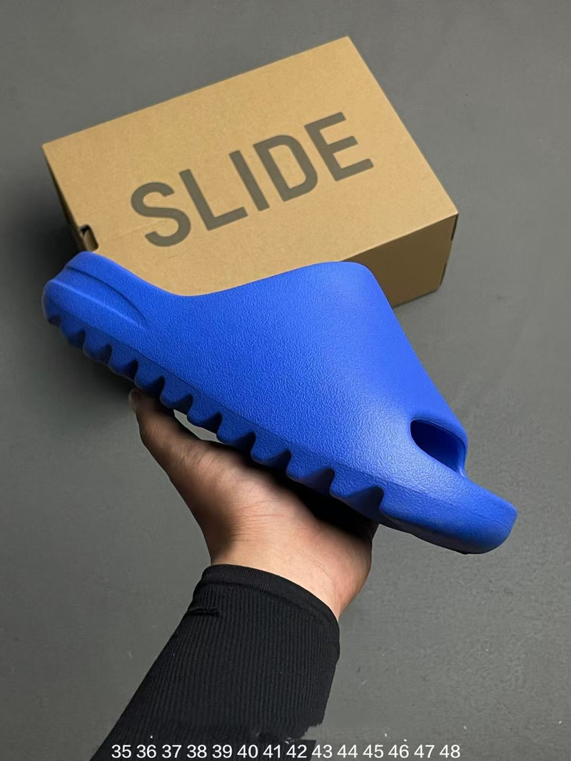 Yeezzyy Slide Granite, comode e versatili pantofole in EVA con scritta, per uomo e donna_voghion.com